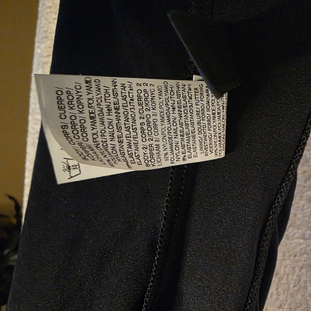 La Blanca Classic Black One Piece Swimsuit NWT - Picture 6 of 6